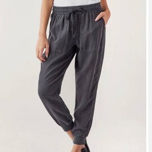 Splendid Lakeside Jogger Charcoal Grey